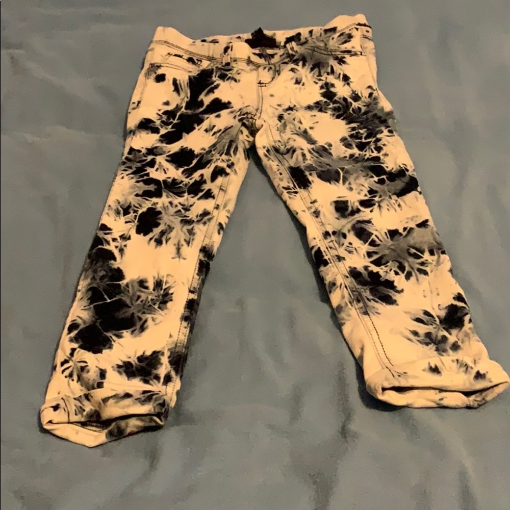 White washed jeggings